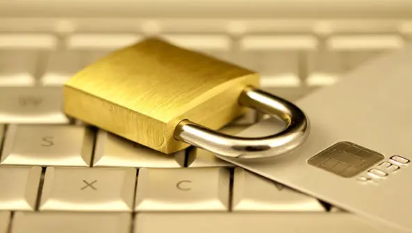 Yeni Mesafeli Sözleşmeler Yönetmeliği E-ticaret Sitelerini Nasıl Etkileyecek 